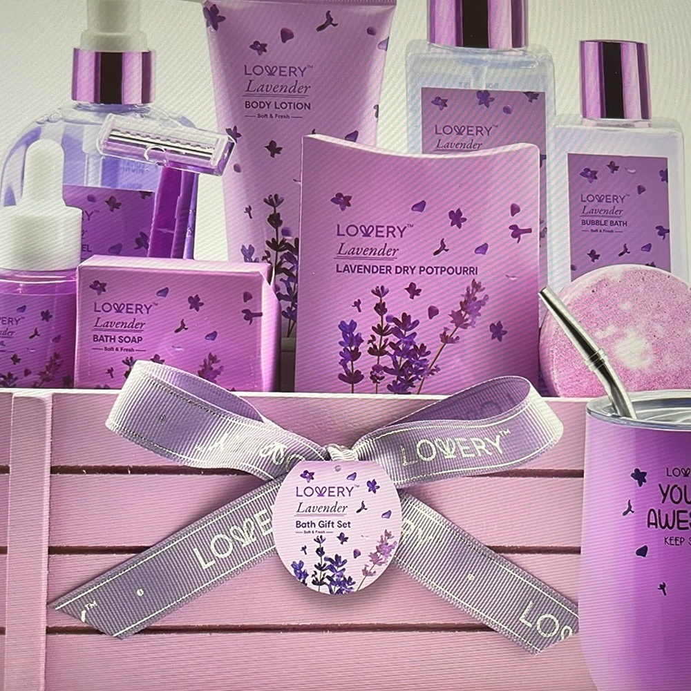 Lovery Bath and Body Gift Basket - 13 pc. Self Care Kit NEW! LOWER PRICE!